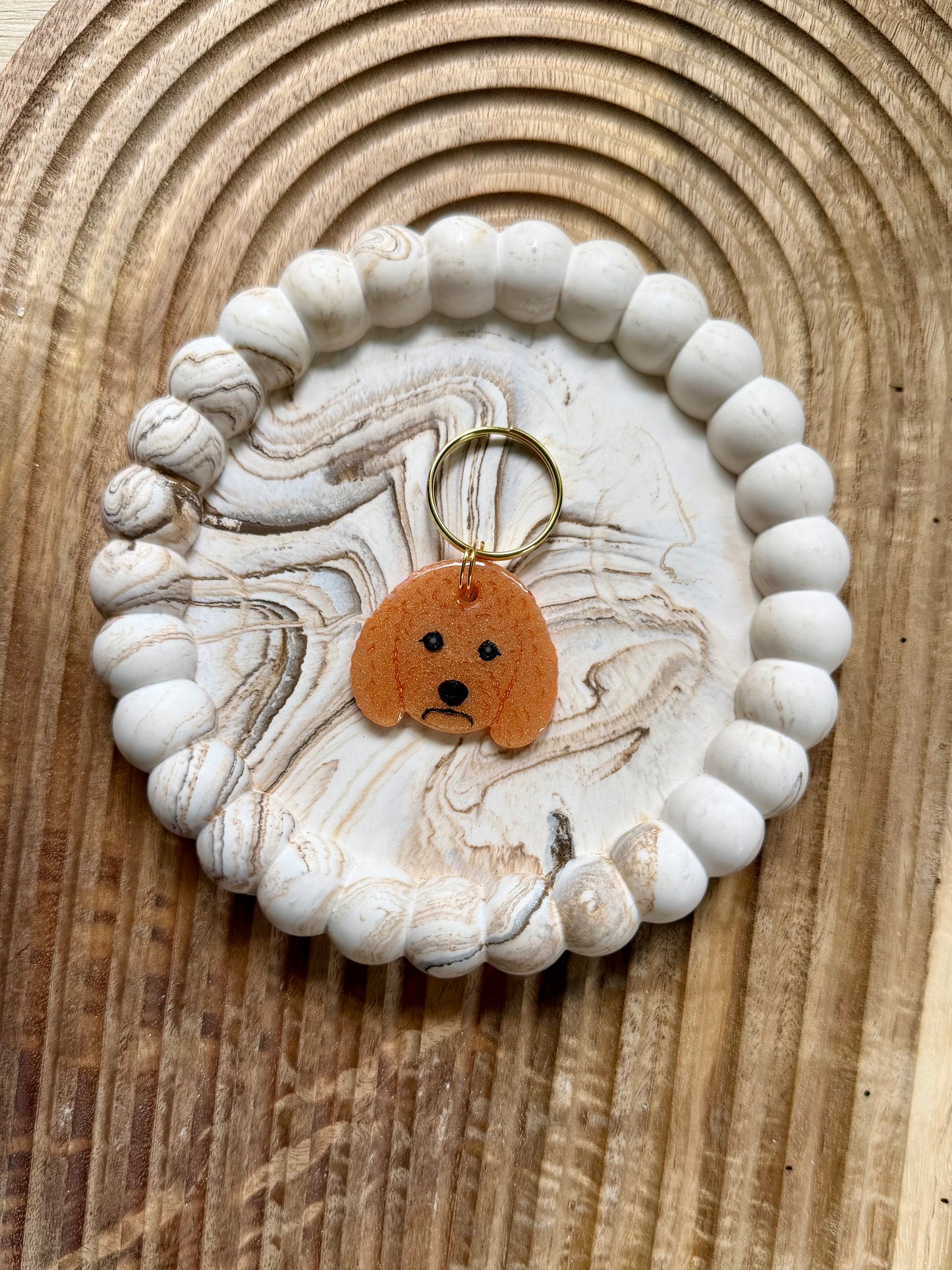 Médaille caniche