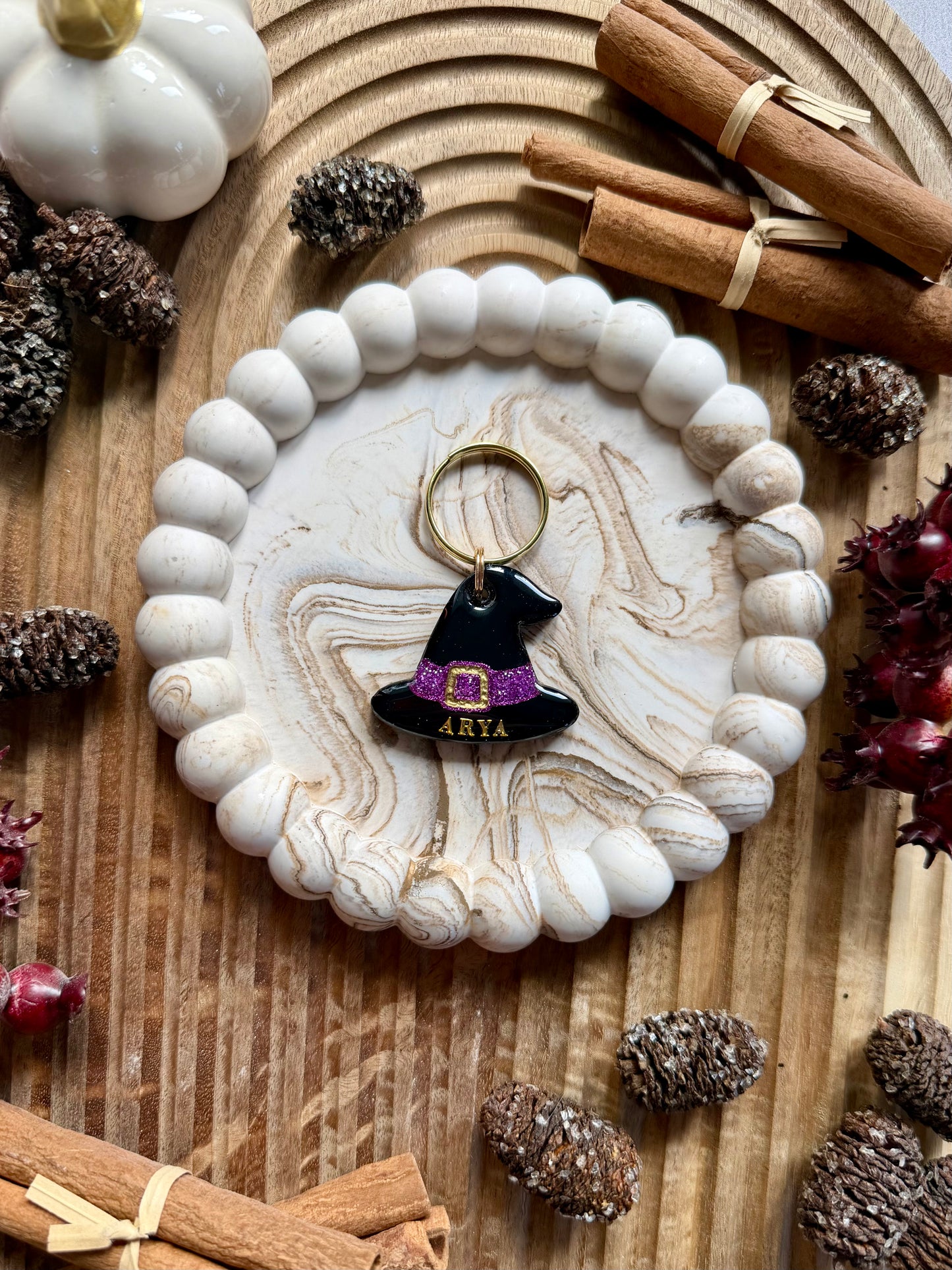 Médaille chapeau de sorcière