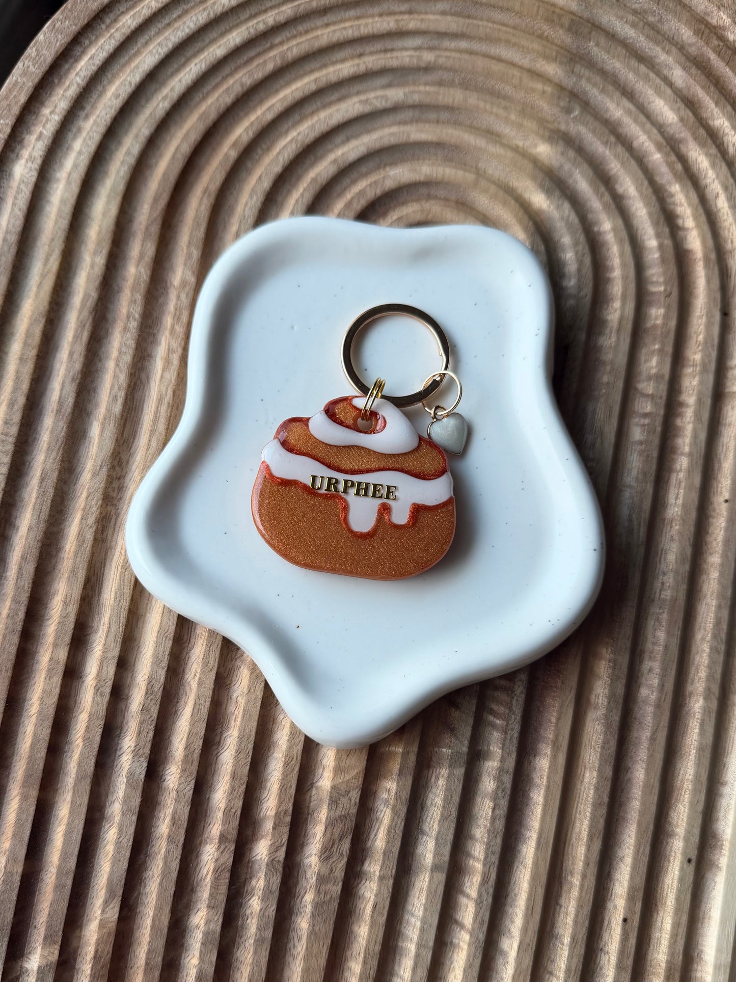 Médaille roulé à la cannelle