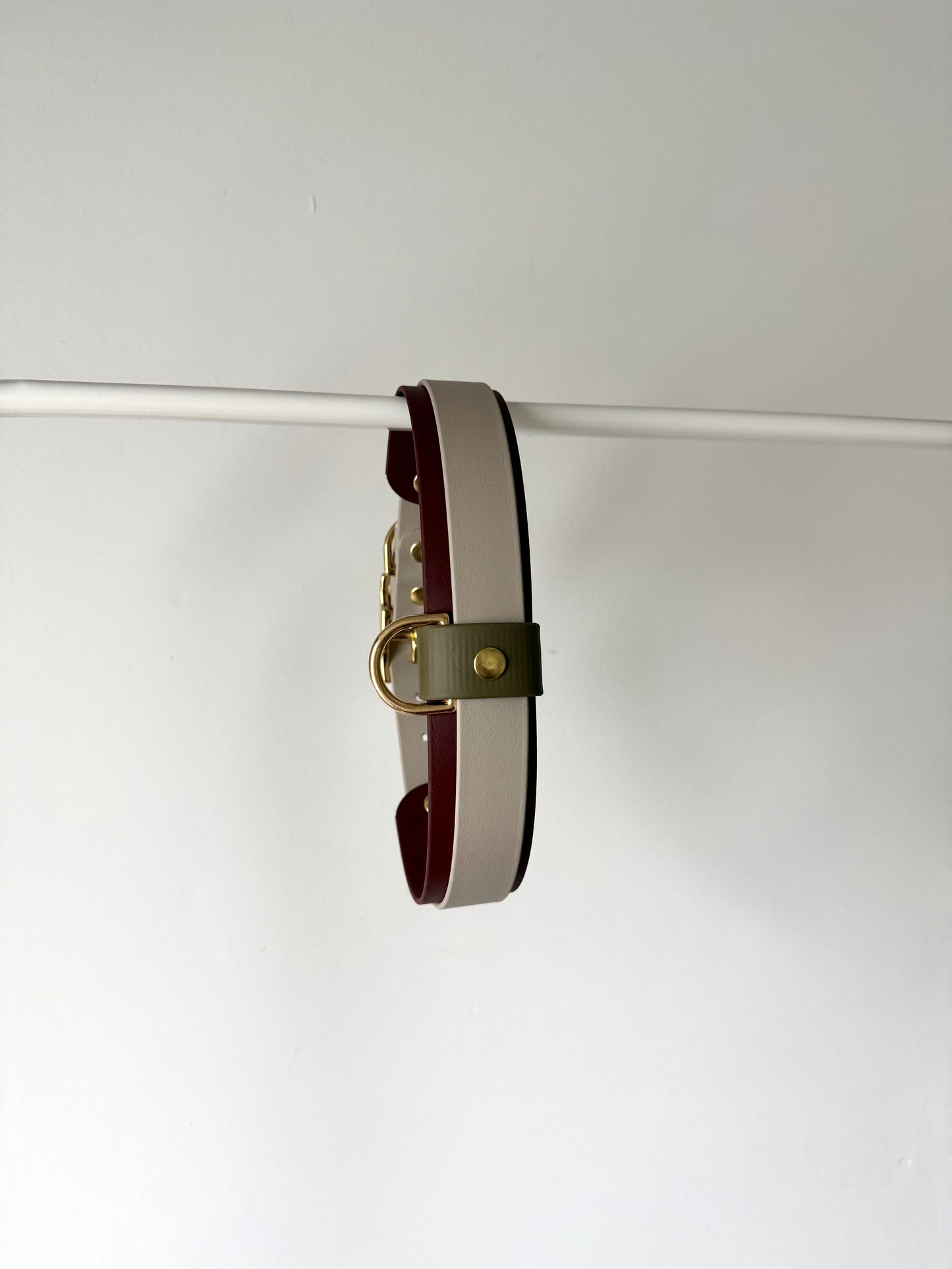 Collier double bande avec porte médaille  🎨